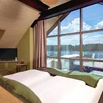 Kamienica Portowa 3* Mikołajki