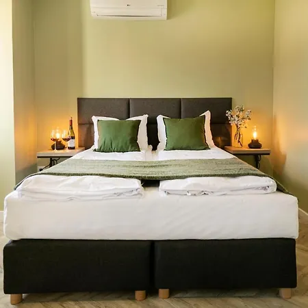 Eco Kamienica Portowa Hotel apartamentowy 3*