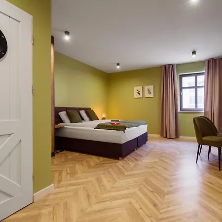 Eco Kamienica Portowa Hotel apartamentowy 3*