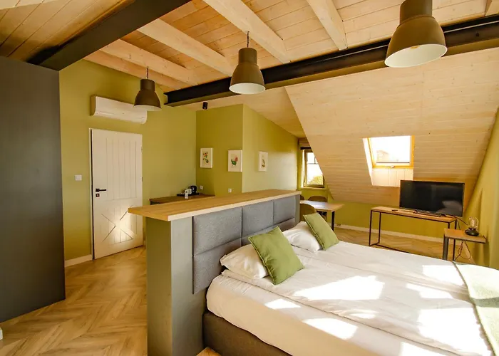 Apart-hotel Kamienica Portowa 3*